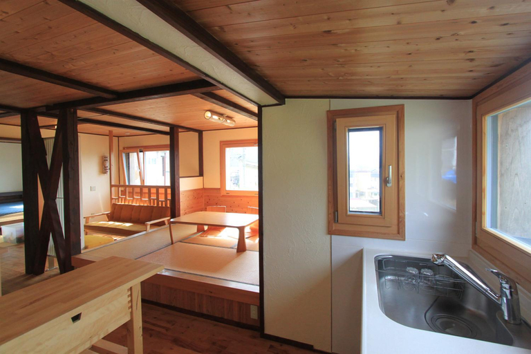 Bedroom 2, Tamanegi House luxury 4 bedroom Ski Chalet, Nozawaonsen
