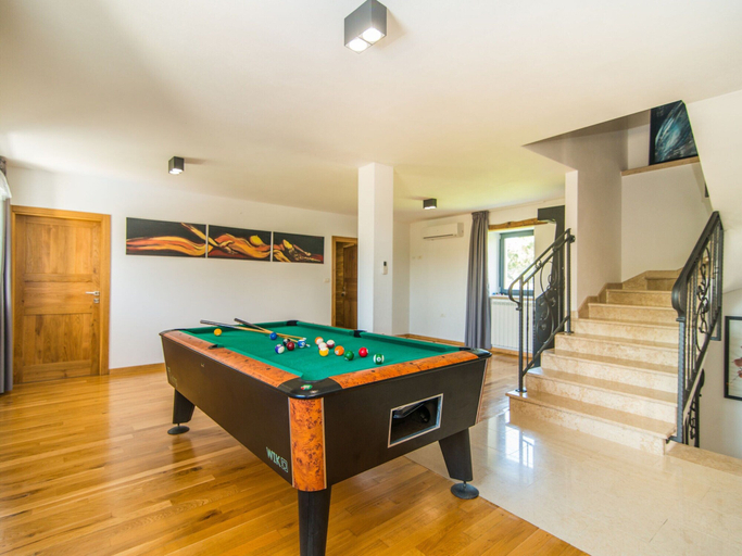 Others 4, Stunning Villa in Kringa With Swimming Pool, Tinjan