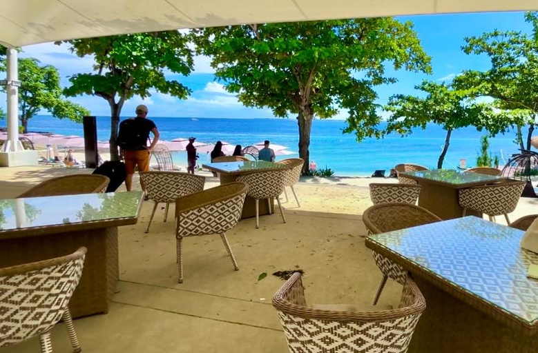 Food & Drinks, Cebu Cozy Ocean View 1BR,17th,pool,Wifi,Mactan, Lapu-Lapu City