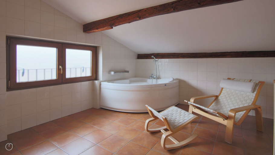 Bathroom 4, Italianway - Piazza Nuova 3, Como