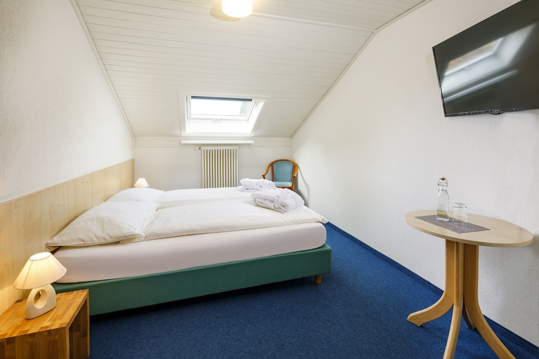 Bedroom 2, Hotel Post, Plessur
