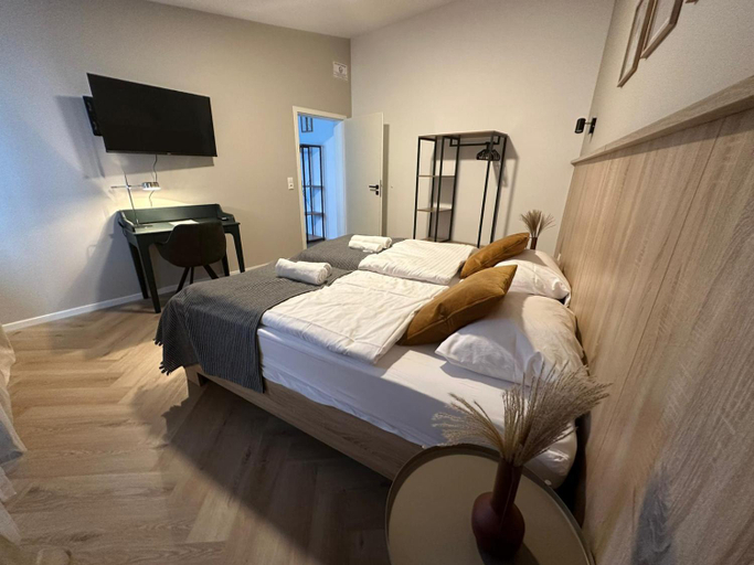 Others 5, Apartment City Lenaustrasse, Region Hannover