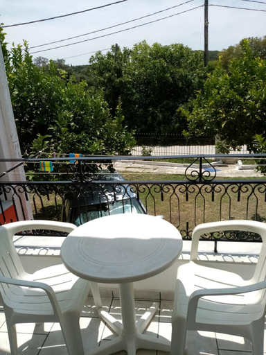 Others 5, Villa Nikitas, Epirus