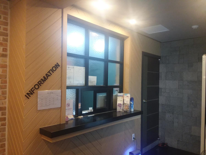 Bathroom 5, Ace Hotel, Tongyeong