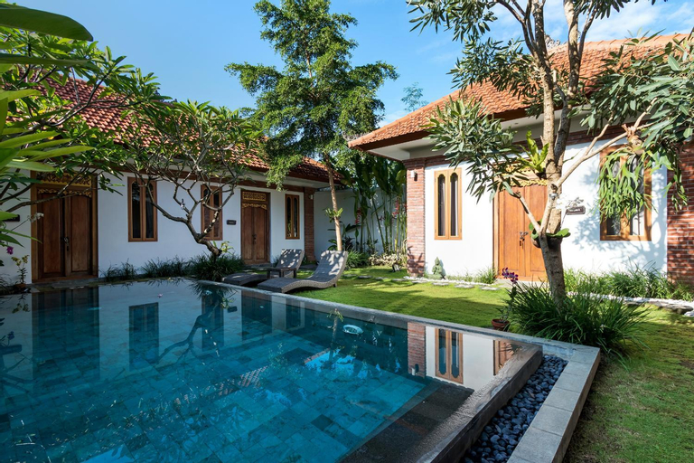 Swimming Pool 3