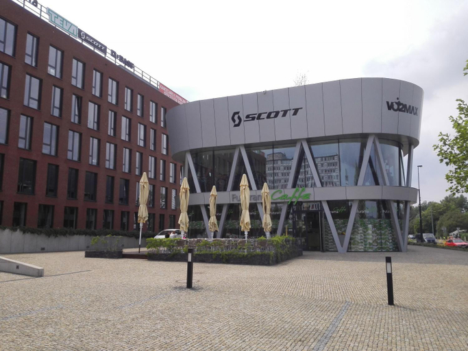 Restaurant 5, Golden Family Apartments, Praha 7