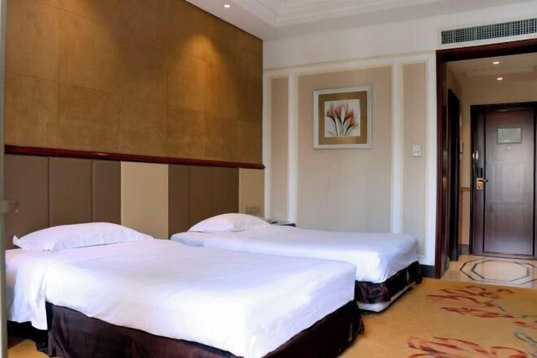 Bedroom 23