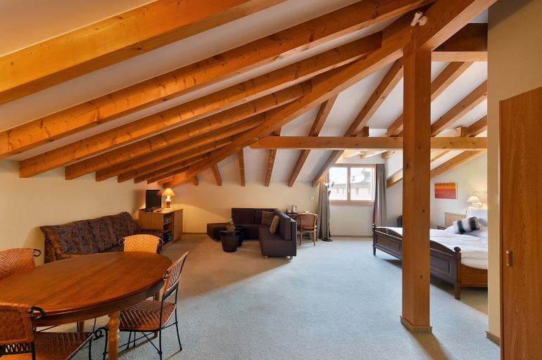 Bedroom 3, Hôtel des Vignes, Sion