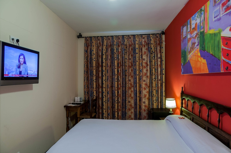 Bedroom 2, El Cid Hotel, Barcelona