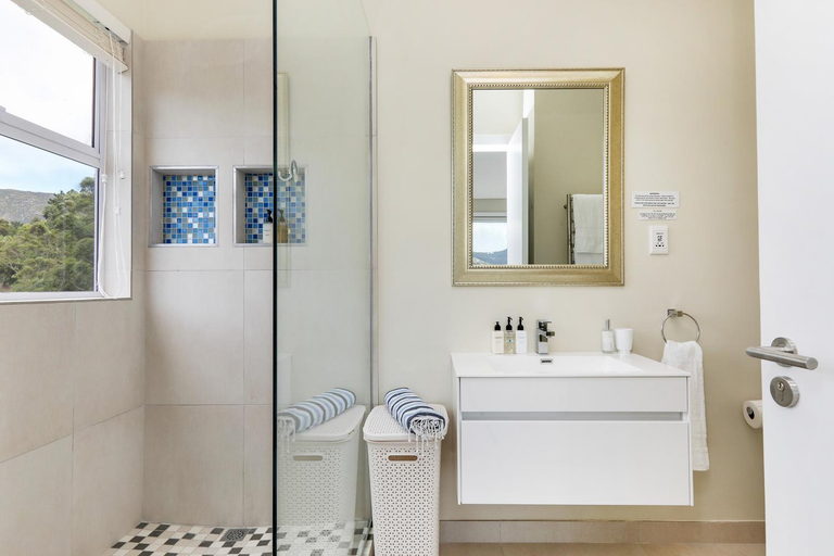 Bathroom 2, Mount Bay, City of Cape Town