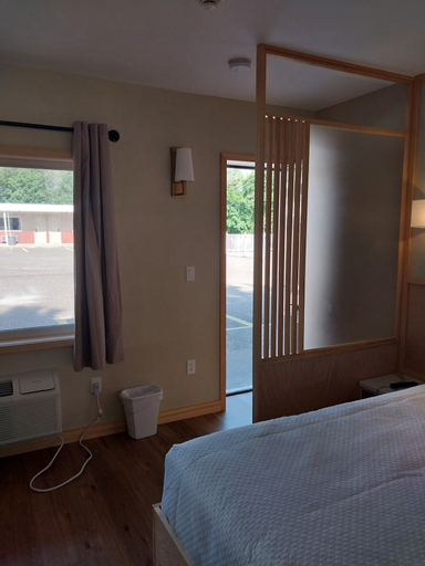 Bedroom 19