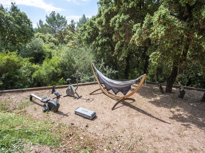 Others 5, Quiet Vacation Home With Private Pool, Var