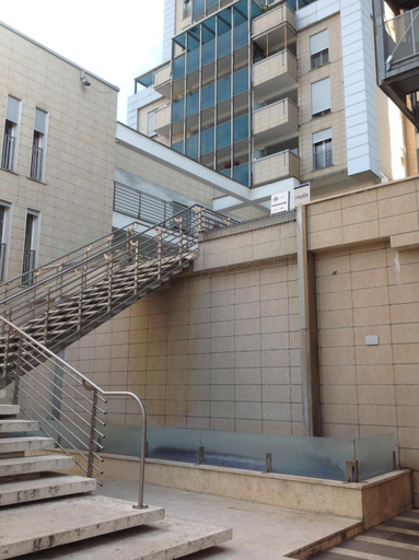 Exterior 2