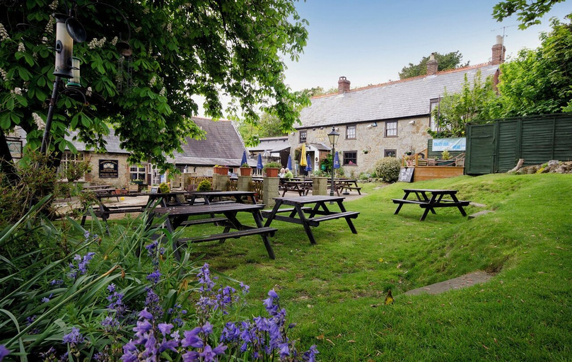 Exterior & Views 2, The Buddle Inn, Isle of Wight