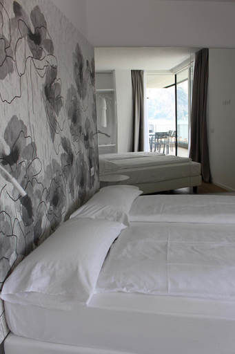 Bedroom 3, My Lake Apartments, Verona