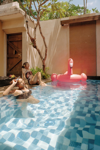 Swimming Pool 12