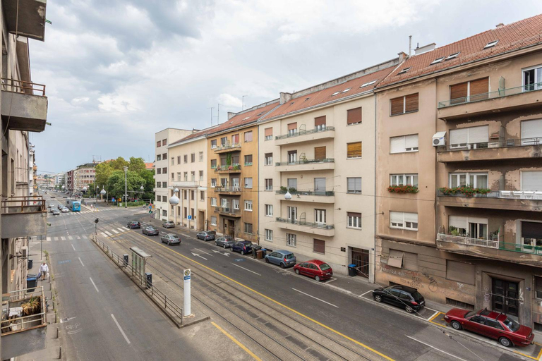 Exterior view 2, Sunny 2bdr Apartment With a Balcony, Zagreb