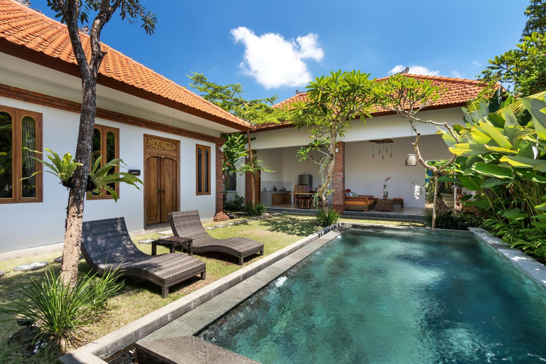 Swimming Pool 15