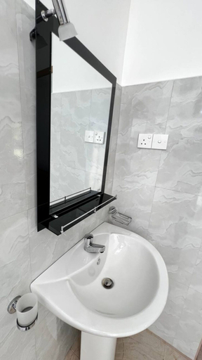 Bathroom 5, Urban Galle Villa, Galle Four Gravets
