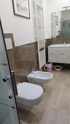 Bathroom 2, Ca' Pietra di Nonno Pietro, Brescia