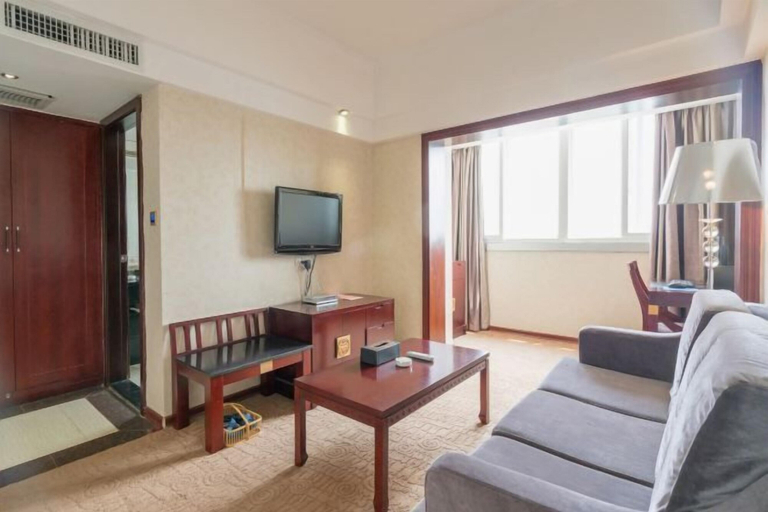 Others 5, Ling Nan International Hotel, Guilin