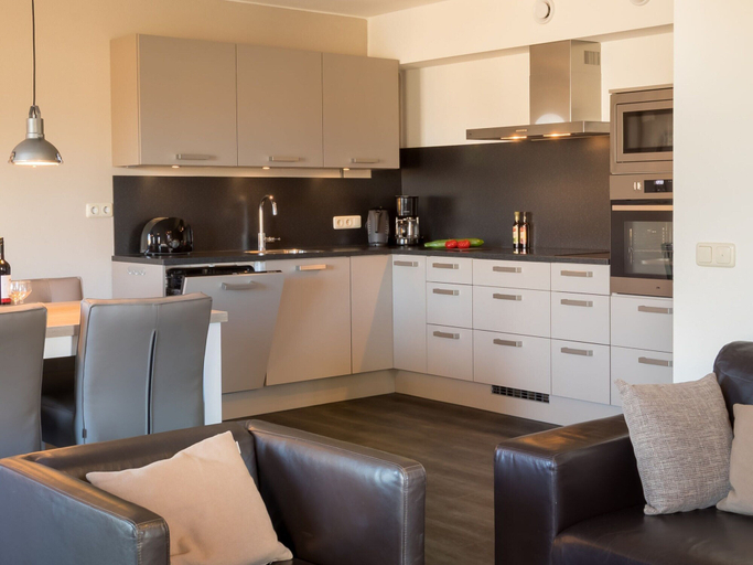 Private kitchen, Semi-detached Villa With Microwave Near the Beach, Noord-Beveland