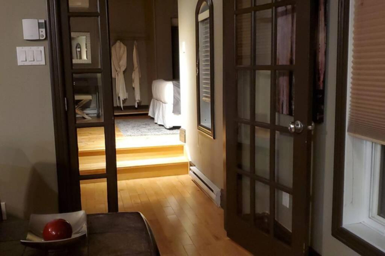 1-Bedroom Apartment Bellisimo AG by Amazing Property Rentals, Communauté-Urbaine-de-l'Outaouais