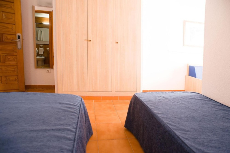 Bedroom 5, Central Park, Baleares