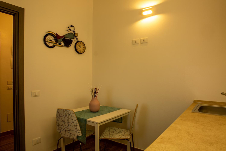 Others 5, CORTE QUADRIFOGLIO, Verona