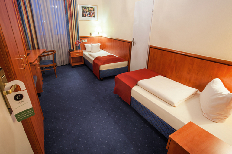 Bedroom 14