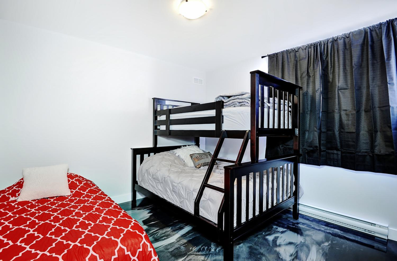 Bedroom 2, Chalet 29 Chemin Blanc by Les Chalets Alpins, La Jacques-Cartier