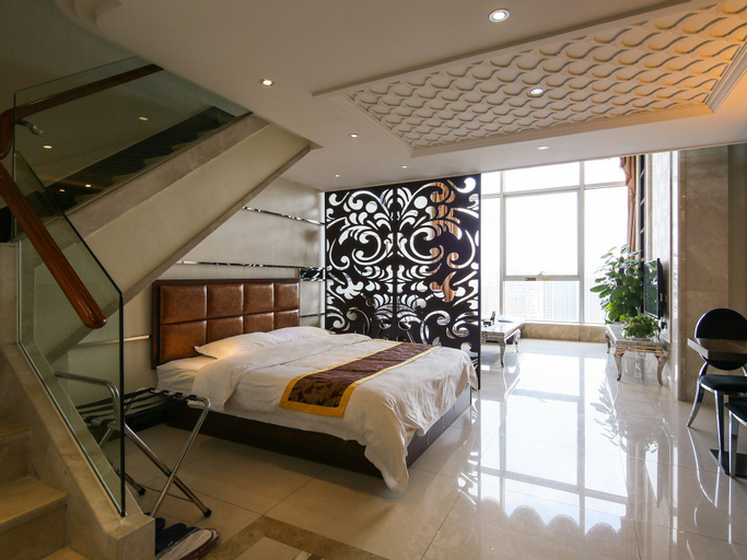 Bedroom 18