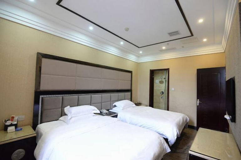 Bedroom 16
