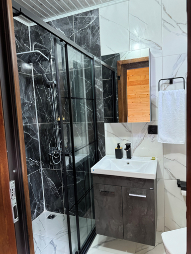 Bathroom 3, Kale Kaya Otel, Çamlıhemşin