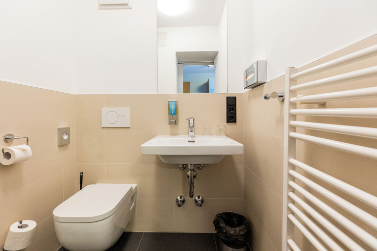 Bathroom 4