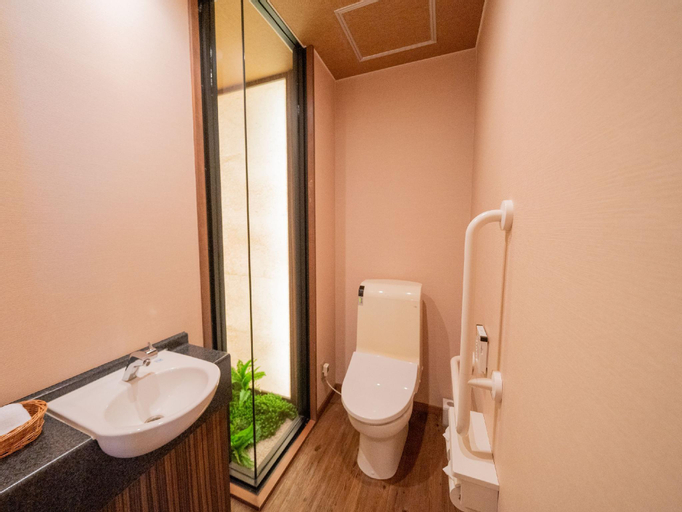 Bathroom 3