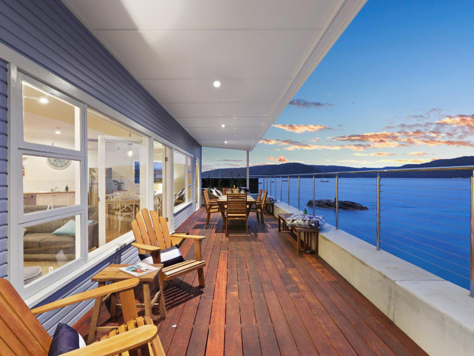 Others 3, Barrenjoey Beach House