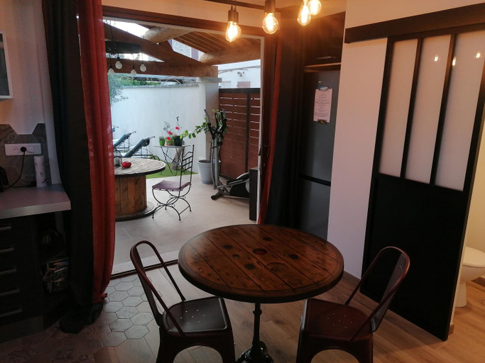 Others 5, L'atelier de Guytou et Spa, Vaucluse