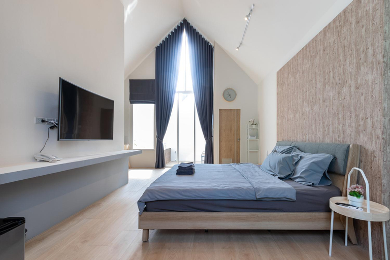 Bedroom 19