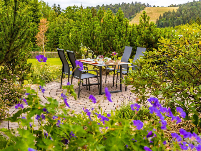 Dining 5, Uitzicht op de Bergen, Waldeck-Frankenberg