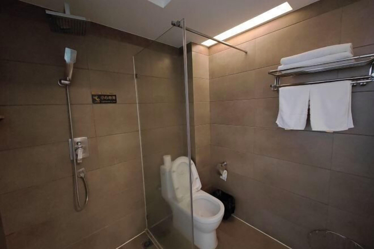 Bathroom 3, Kaicheng Boutique Hostel, Shangrao