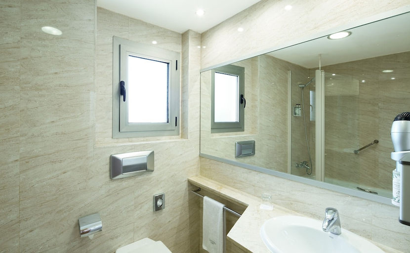 Bathroom 3, Sercotel Porta Barcelona, Barcelona