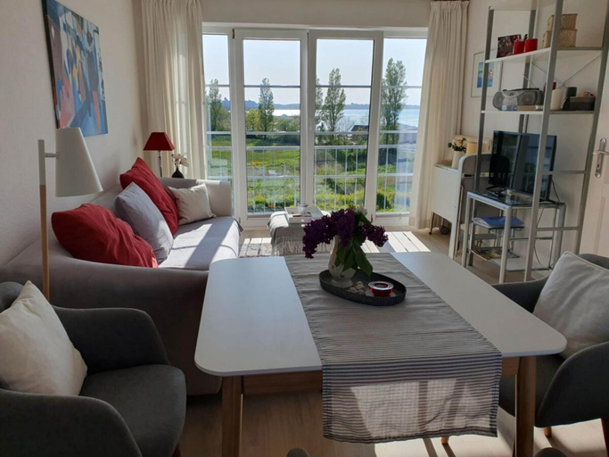 Dining, Nice Apartment Near Seabeach, Plön