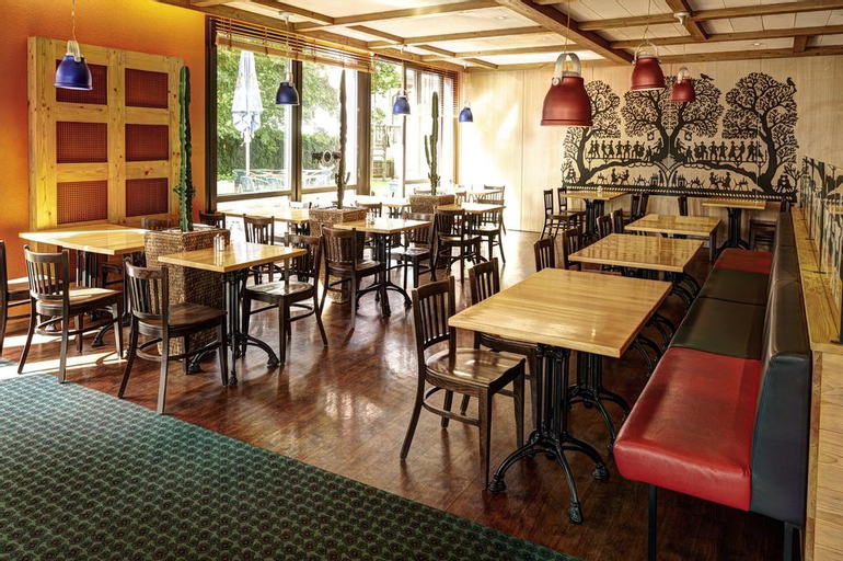 Food & Drinks 4, B&B Hotel Rothrist Olten, Zofingen