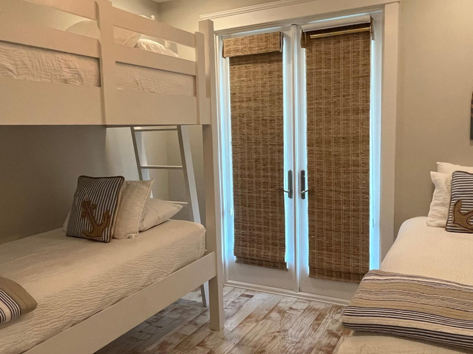 Bedroom 3, Town of Prominence- Just Beachy, Walton