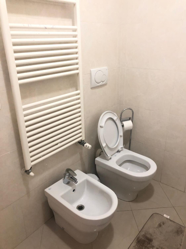 Bathroom 9