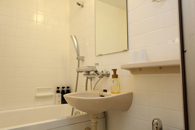 Bathroom 2