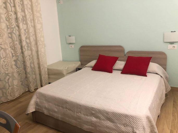 Bedroom 4, B&B Bethel Napoli, Napoli