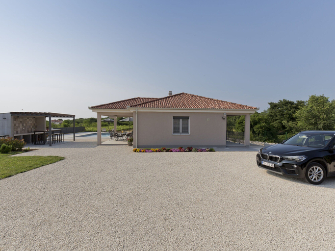 Exterior & Views 2, Villa in Kanfanar With Swimming Pool, Kanfanar