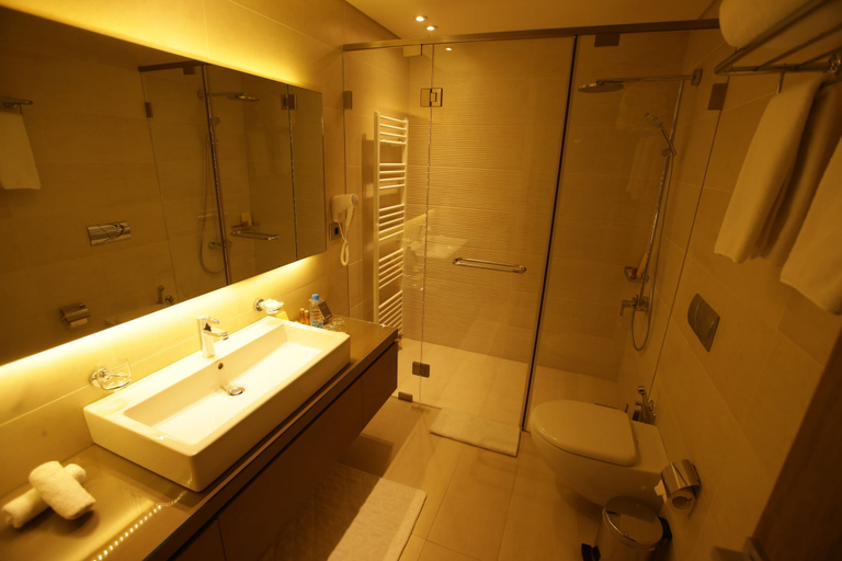 Bathroom 4, Le Grand Chalet Zaarour, El Metn